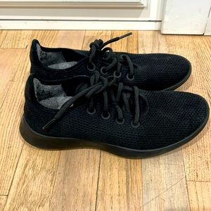 Women’s all birds. Size 8